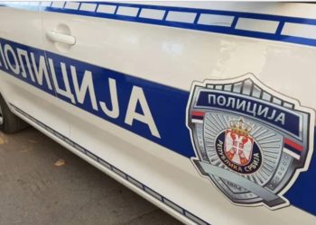 Udes na putu Kraljevo- Preljina, BMV novopazarskih tablica se zakucao u Fijat