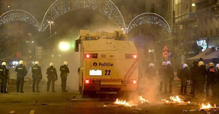 Sukobi navijača Maroka sa policijom u Francuskoj i Belgiji, ima poginulih i povređenih VIDEO