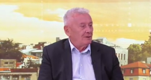 Velja Ilić doživeo nrsreću pa prebačen u bolnicu