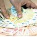 963.807 mladih se prijavilo za pomoć od 5.000 dinara, danas počinje isplata