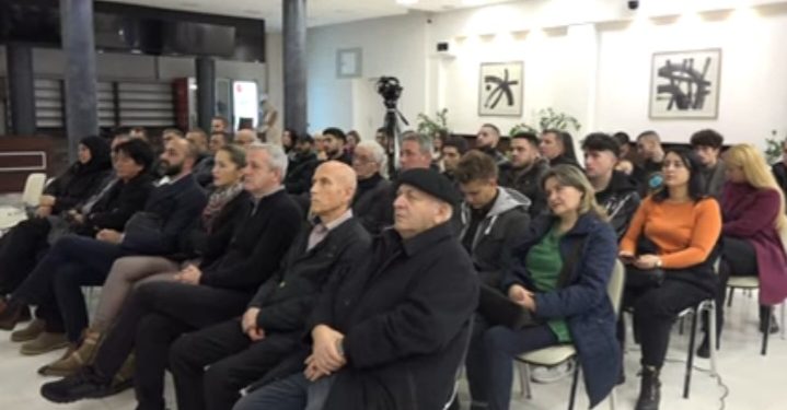 U Nobom Pazaru održano veče sjećanja na Ibiša Kujevića VIDEO