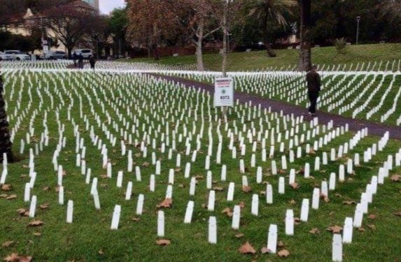 Holandija  isplaćuje štetu 860 srodnika žrtava genocida u Srebrenici