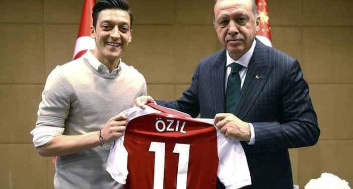 Šta je sve fudbaler Mesut Özil izgubio ali je na kraju osvojio srca ljudi