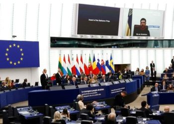 EP zatražila uvođenje sankcija Dodiku i uslovljavanje Srbije uvođenjem sankcija Rusiji