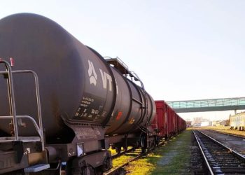 Novi ekološki haos, iskliznula dva vagona natovarena fosfornom kiselinom