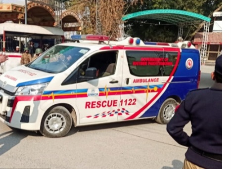 Teroristički napad na džamiju, 28 poginulih i stotine povređenih