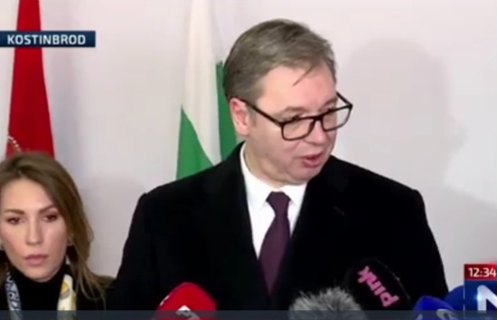 U susret sjednici Skupštine krenule peticije za i protiv sporazuma, Vučić spreman za odgovore