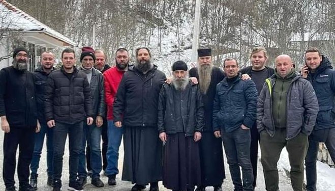 Omladina Ribarića sakupila novac i obezbjedila kanalizaciju Manastiru Crna Rijeka