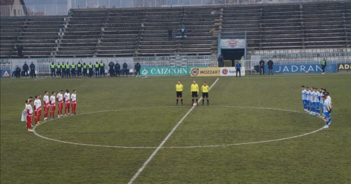 Na stadionu Novog Pazara odata pošta stradalim u zemljotresu, na početku zastave Turske i Sirije