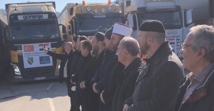 Islamska zajednica Srbije poslala četiri kamiona pomoći građanima Turske