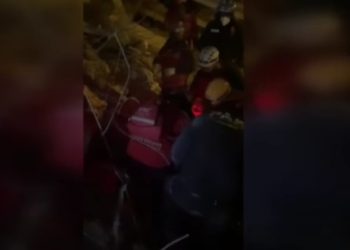 U Hatayu izvučen dečak posle 260 sati boravka pod ruševinama VIDEO