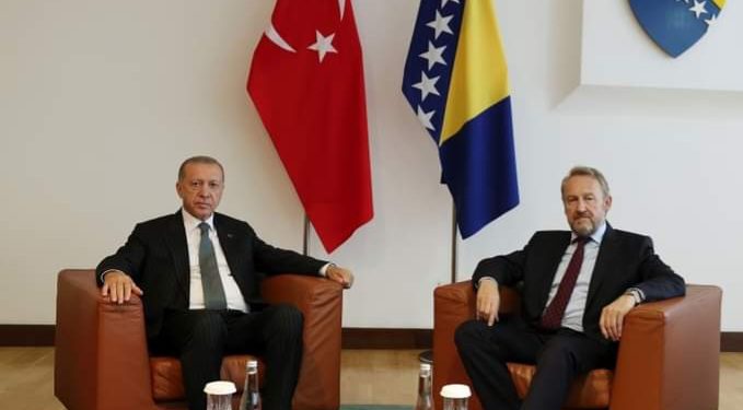 Izetbegović i Erdogan su razgovarali o posljedicama razornih zemljotresa koji su pogodili ovu državu