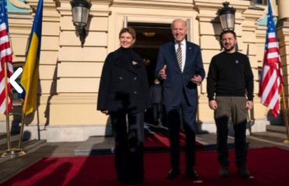 Američki predsednik Džo Bajden stigao je danas u iznenadnu posetu Kijevu VIDEO