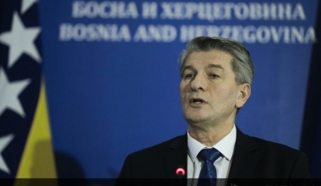 Mehmedović: Kome prijeti Vučić sa dronovima “samoubica” iz UAE