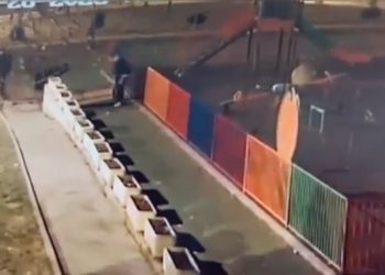 VIDEO/ Lopovi uništavaju dečije igralište na rekreacionom centru u Novom Pazaru