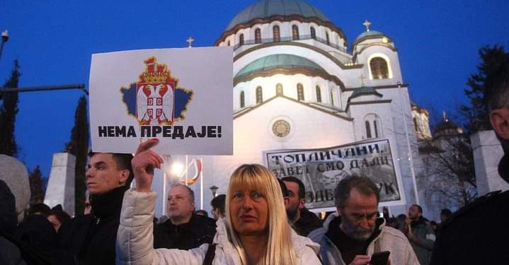 Protest desničarskih stranaka i pojedinaca protiv plana EU i Vučića -” Ne kapitulaciji”