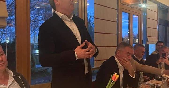 Đukanović i Ibrahimović na iftaru sa dijasporom u Hanoveru FOTO