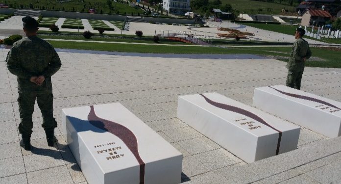 Godišnjica masakra porodice Jašari, za 3 dana ubijeno 55 članova porodice Adema Jašarija FILM