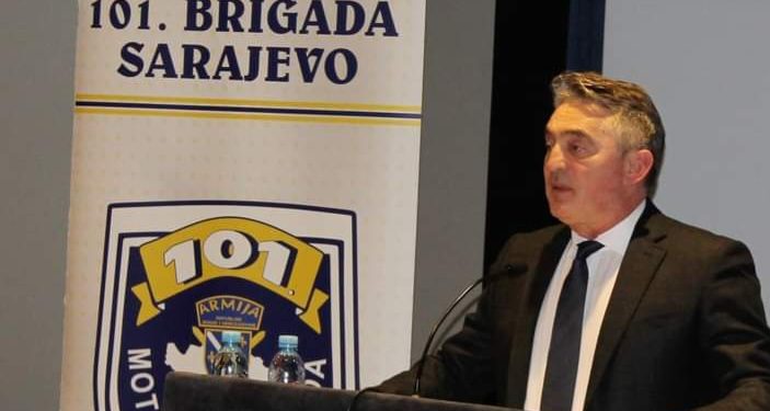 Komšić: Spavamo sa jednim okom otvorenim, okruženje nikako da smiri ambicije i planove