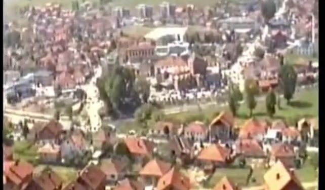 Snimak Tutina iz 1995. godine, nema zgrada a pijaca prepuna VIDEO