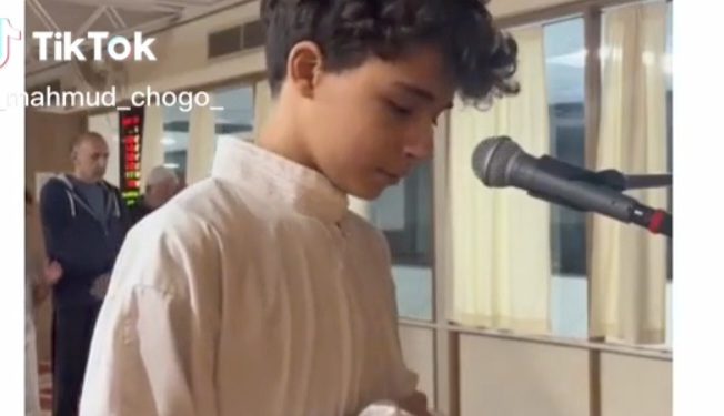 Ronaldov sin predvodi namaz i tečnu uči Fatihu VIDEO