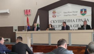 Skupština Novog Pazara usvojila odluku o povećanju cene odnošenja smeća, apoteke pod zakup