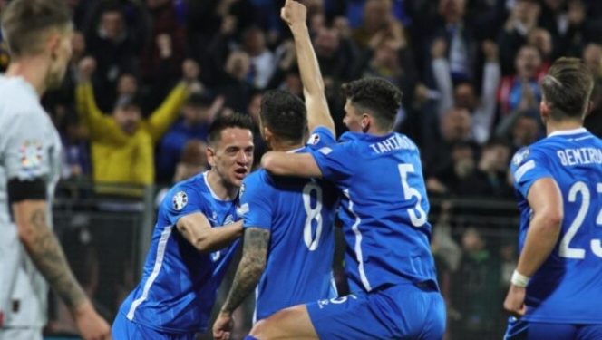 Zmajevi ubjedljivi na startu kvalifikacija, protiv Islanda 3-0. Engleskoj pripao derbi sa Italijom 2-1