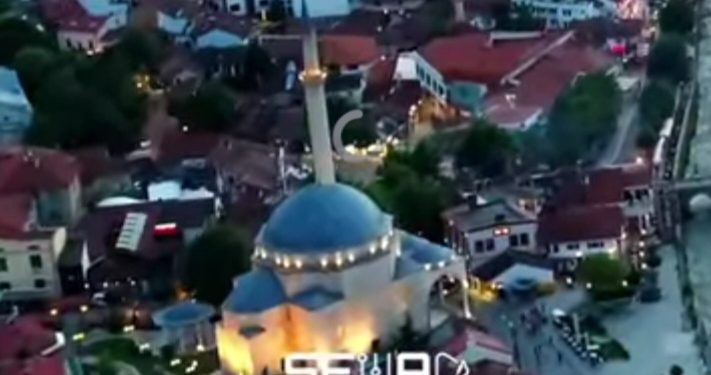 Iftarska atmosvera u Prizrenu, oglašavanje i džamija VIDEO