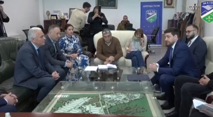 Ministar ravnomernog regionalnog razvoja Edin Đerlek posjetio opštinu Tutin VIDEO
