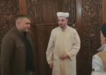 Rožaje: Poklon Umura za ef. Isama Šutkovića, dobar imam i budući hafiz VIDEO