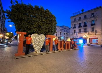 Tutinski bajkeri stigli na tlo Afrike, u Tunis ih dočekao Tutinac  FOTO