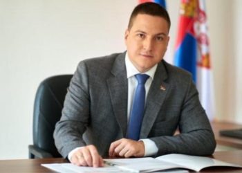 Branko Ružić podnio ostavku na mesto ministra prosvjete