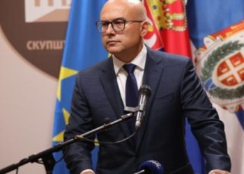 Ministar odbrane izjavio da je 27. maja moguće ostavka cijele vlade