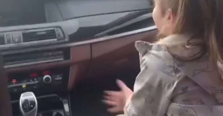 Mal Belma zna ko je Erdogan, u autu pjeva njegovu pjesmu VIDEO
