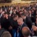 Erdogan klanjao akšam u Aja Sofiju, proučio dovu i završio kampanju. Vjernici uzvikivali Tekbire VIDEO