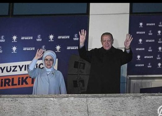 Erdogan se obratio pristalicama: “Turkiye je upotpunila još jedan festival demokratije”