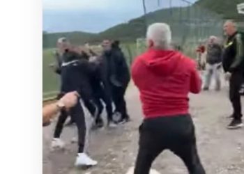Tuča budvanskih opštinara i pripadnika NVO