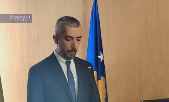 Atić položio zakletvu i postao prvi Albanac gradonačelnik Sjeverne Mitrovice od nezavisnosti