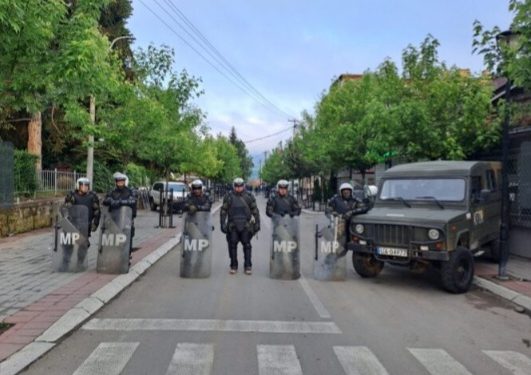 Jutros napeto na severu Kosova, jako prisustvo snaga Kfora i kosovske policije