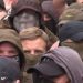 Nastavlja se protest Srba na Kosovu, maskirani Srbi povredili veliki broj pripadnika Kfora VIDEO