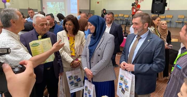 Predsjednica BNV-a i predsjednik opštine Tutin otvorili Festival nauke u Tutinu