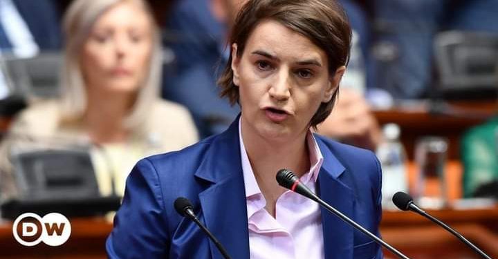 Ustav Srbije predviđa dvije opcije ako Brnabićka podnese ostavku