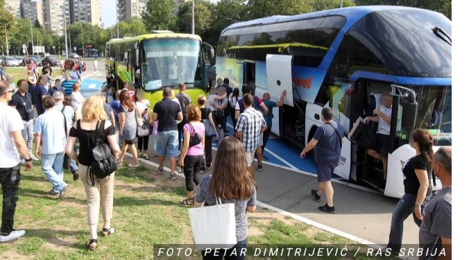 Ko nam vozi djecu na ekskurziju? Jedan vozač bio pijan drugi nema lekarsko