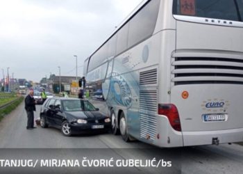 Saobraćajna nezgoda autobusa koji je prevozio đake sa ekskurzije, vozač golfa uhapšen