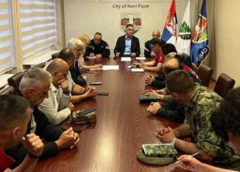 U Sjenicu vanredna situacija, Novi Pazar angažuje mehanizaciju i ljudstvo