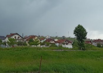 RHMZ izdao hitno upozorenje: Stižu pljuskovi sa grmljavinom i gradom