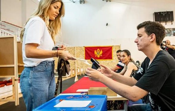 Danas se održavaju parlamentarni izbori u Crnoj Gori, birališta uredno otvorena