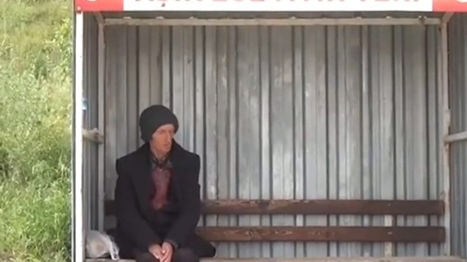 Ženu svojih snova upoznao na autobuskoj stanici i čeka  24 godine povratak na isto mjesto
