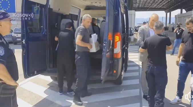 Kosovski pilicajci predati na Jarinje, kažu da su dobrog zdravlja VIDEO