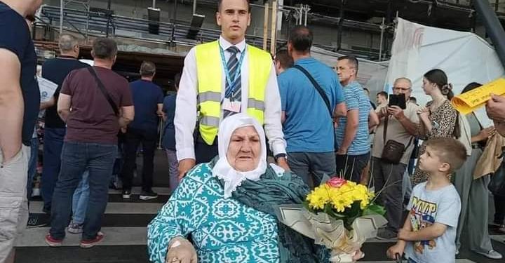 Nana Fata obavila hadž i vratila se srećna: Kad se od srca radi sve je kako treba